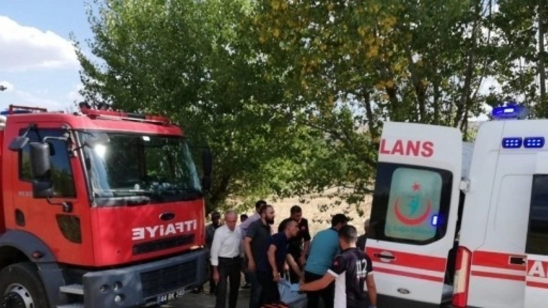 Su Kuyusuna Düşen Şahıs Yaralandı