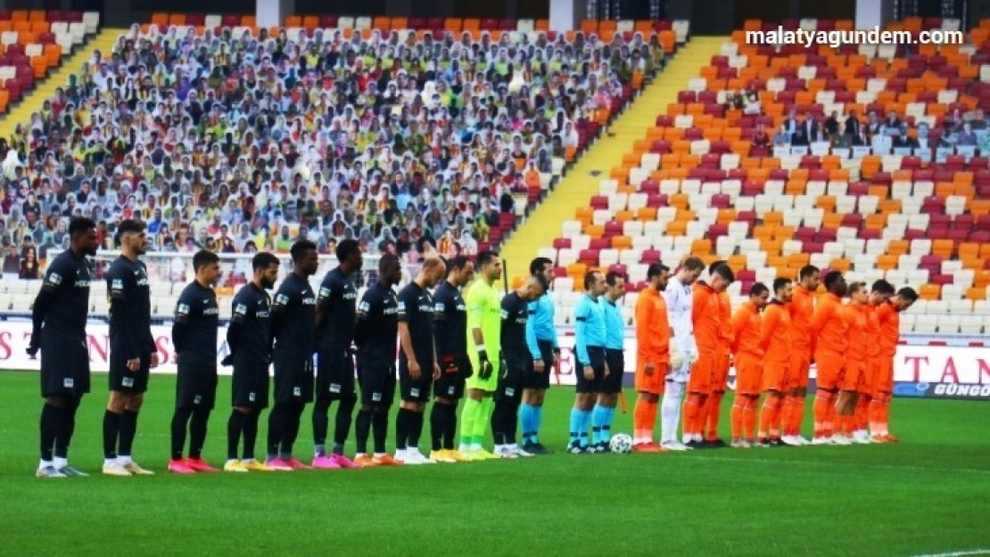 Süper Lig: Yeni Malatyaspor: 0 - M.Başakşehir: 1 (İlk yarı)