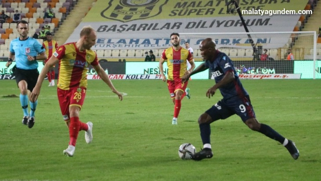 Süper Lig: Yeni Malatyaspor: 1 - Trabzonspor: 4 (İlk yarı)