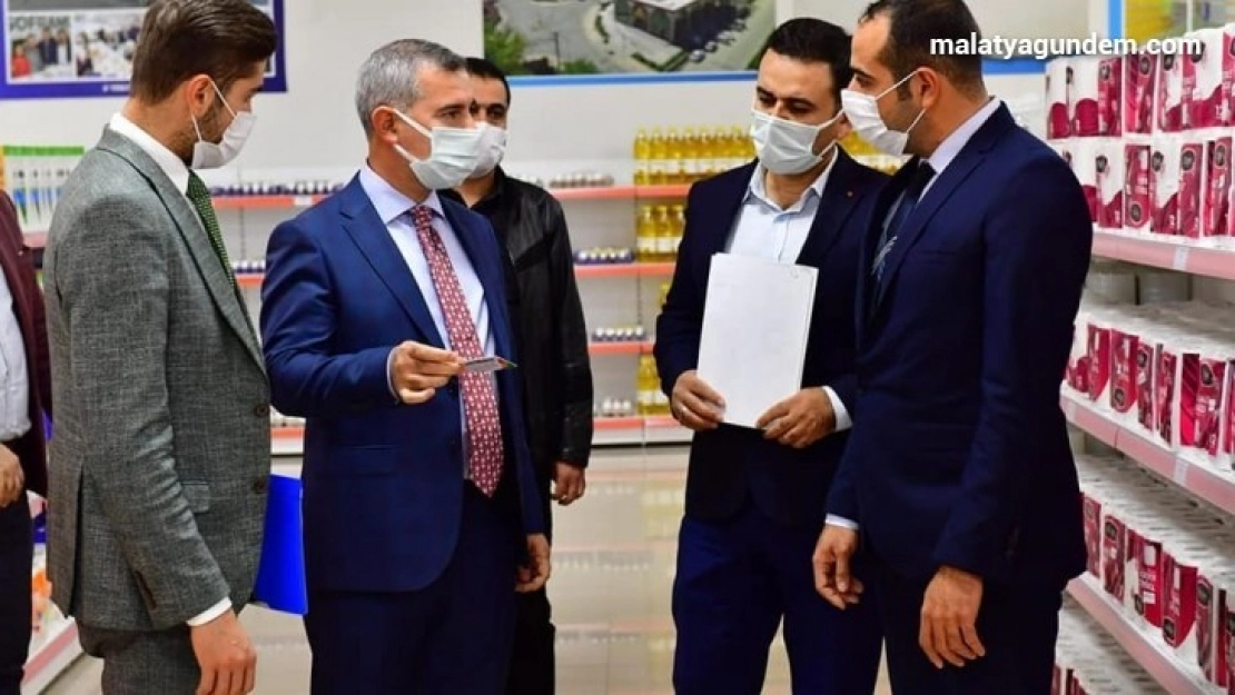 Topaloğlu, emanet çarşıyı inceledi