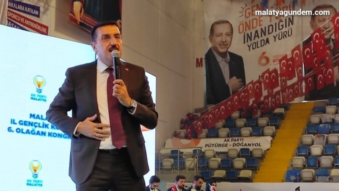 Tüfenkci Gençlik Kongresinde konuştu: