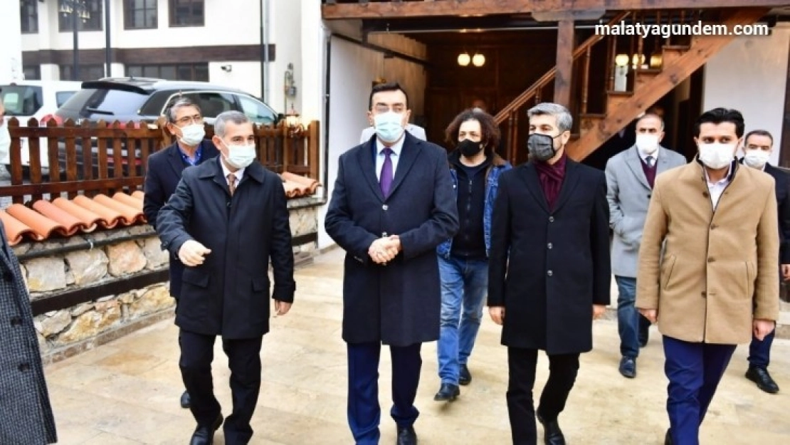 Tüfenkci, Tarihi Yeşilyurt Konaklarını inceledi