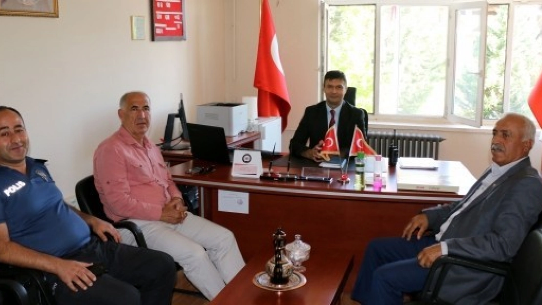  Turan Karadağ Yeni Emniyet Müdürünü Ziyaret Etti