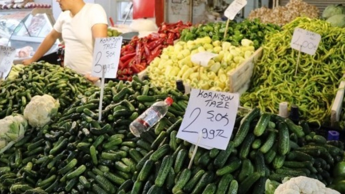 Turşuluklar Pazar Tezgahlarını Süsledi