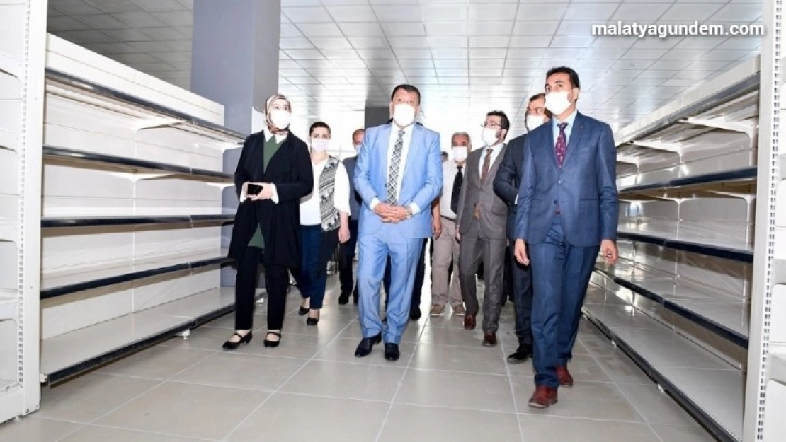 Vahap Küçük hayır çarşısı kuruldu