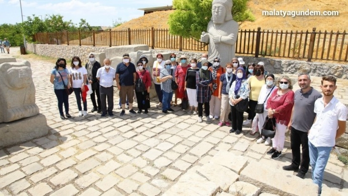 Vaka sayıları düştü, turistik mekanlar hareketlendi