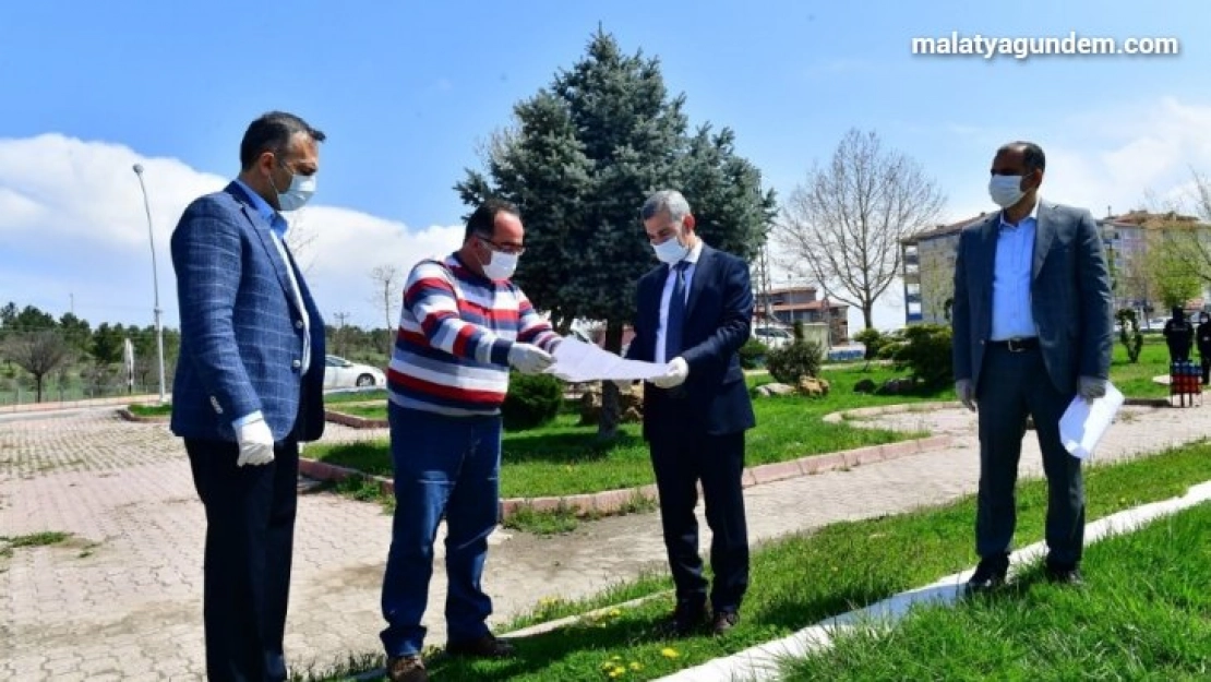 Kentsel dönüşüm alanına sosyal tesisl ve halı saha yapılıyor