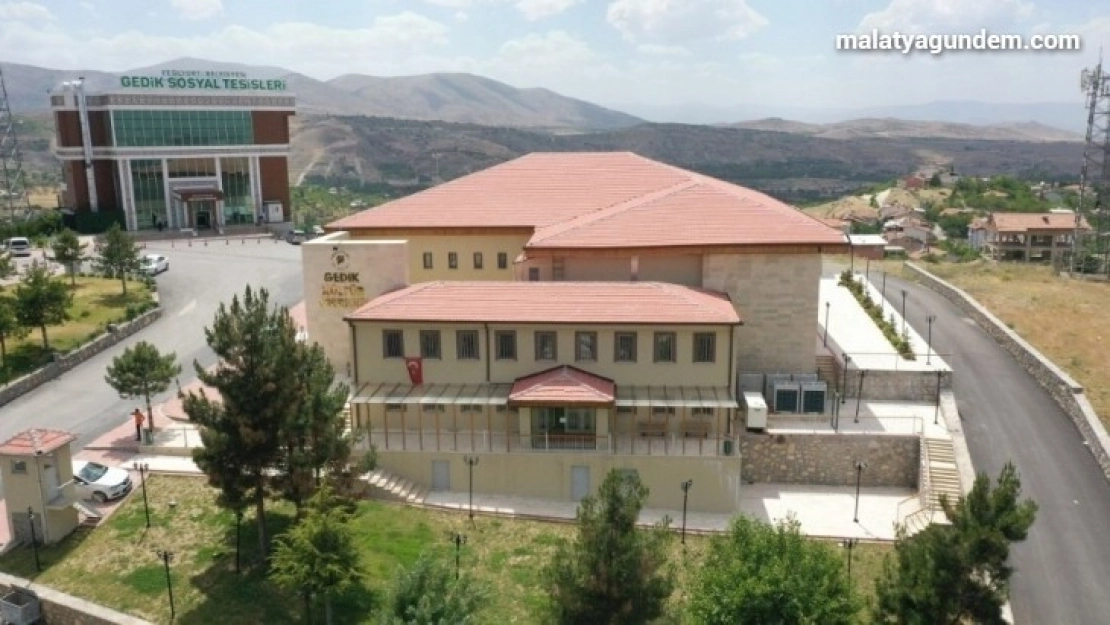 Yeşilyurt Belediyesi, Gedik Kültür Merkezi'ne donanım kazandırdı