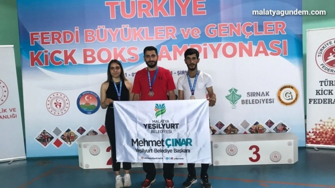 Yeşilyurt Belediyesi kıck-boks sporcuları, Şırnak'tan başarılarla döndü