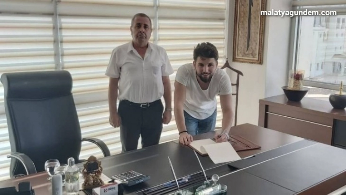 Yeşilyurt Belediyespor genç milli futbolcuyu kadrosuna kattı