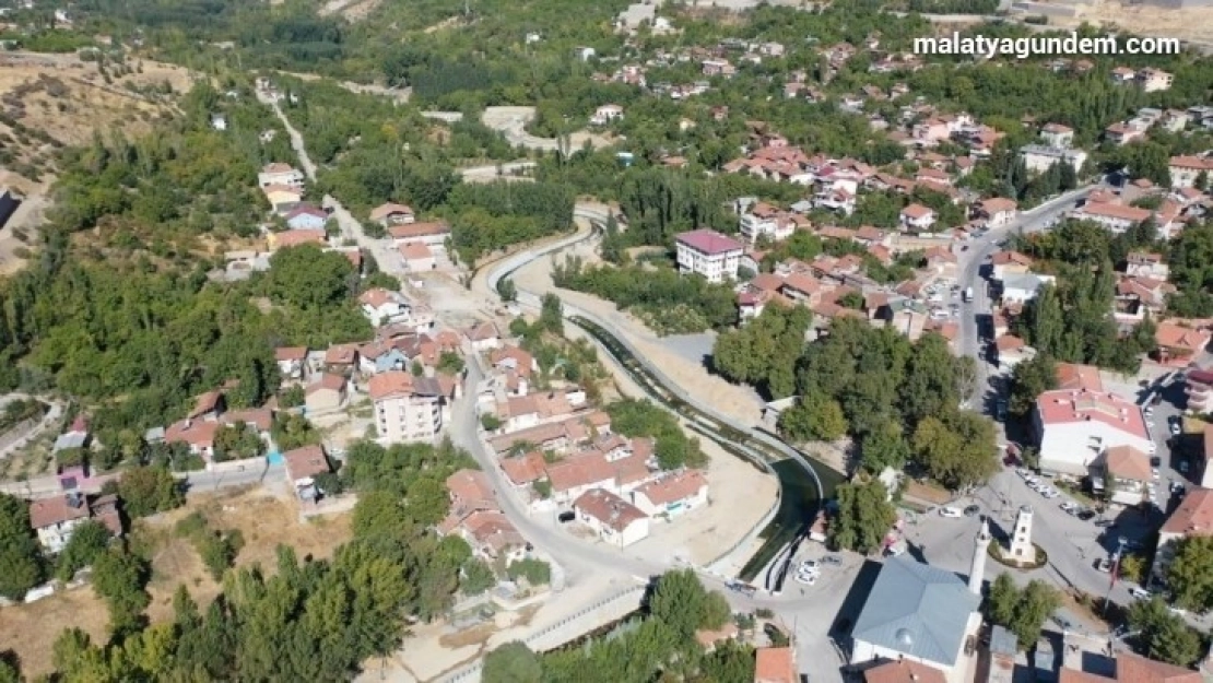 Yeşilyurt'ta 200 dekar arazi taşkınlardan korundu