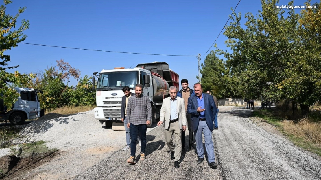 Yeşilyurt'ta yollar daha konforlu hala getiriliyor