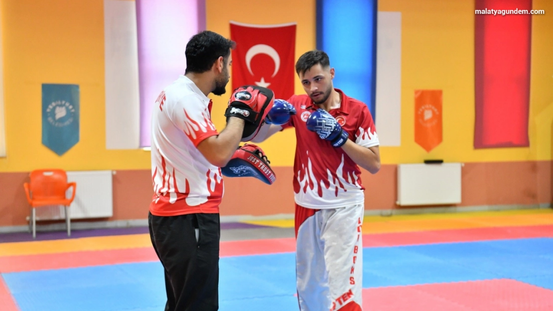 Yeşilyurt'un şampiyonları Avrupa'da ringe çıkıyor