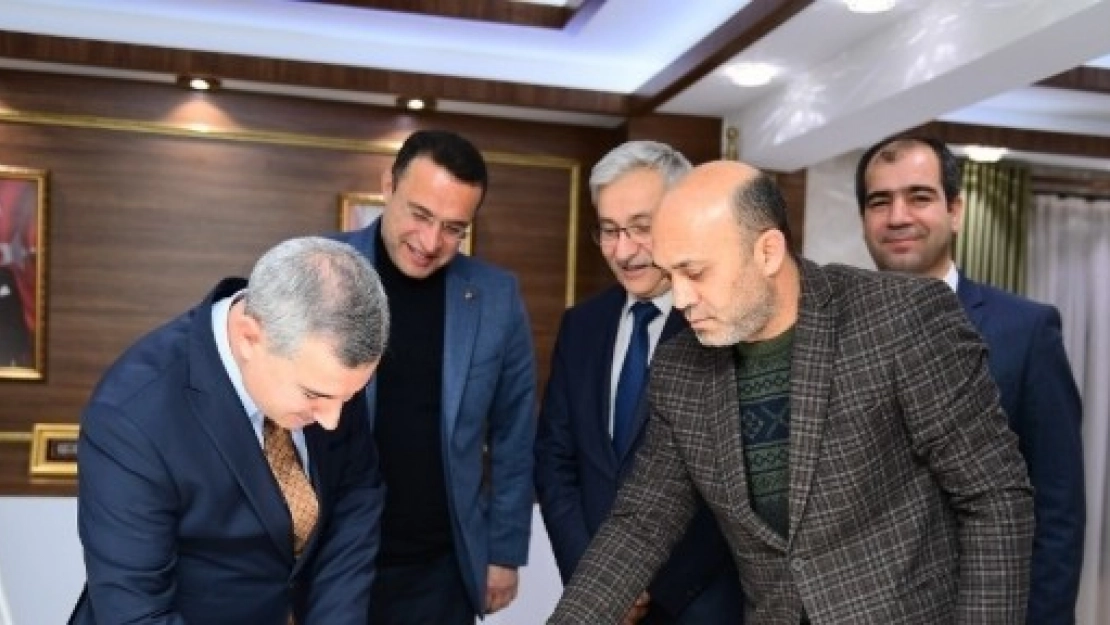Toplu Sözleşme İmzaladı