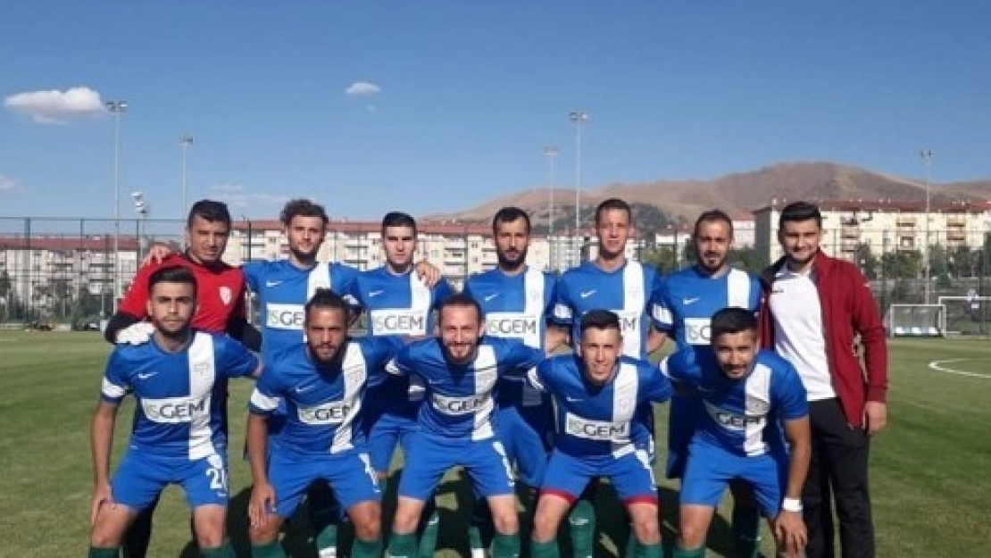 Yeşilyurt Belediyespor Hazırlık Maçında Dersimspor İle Karşılaştı