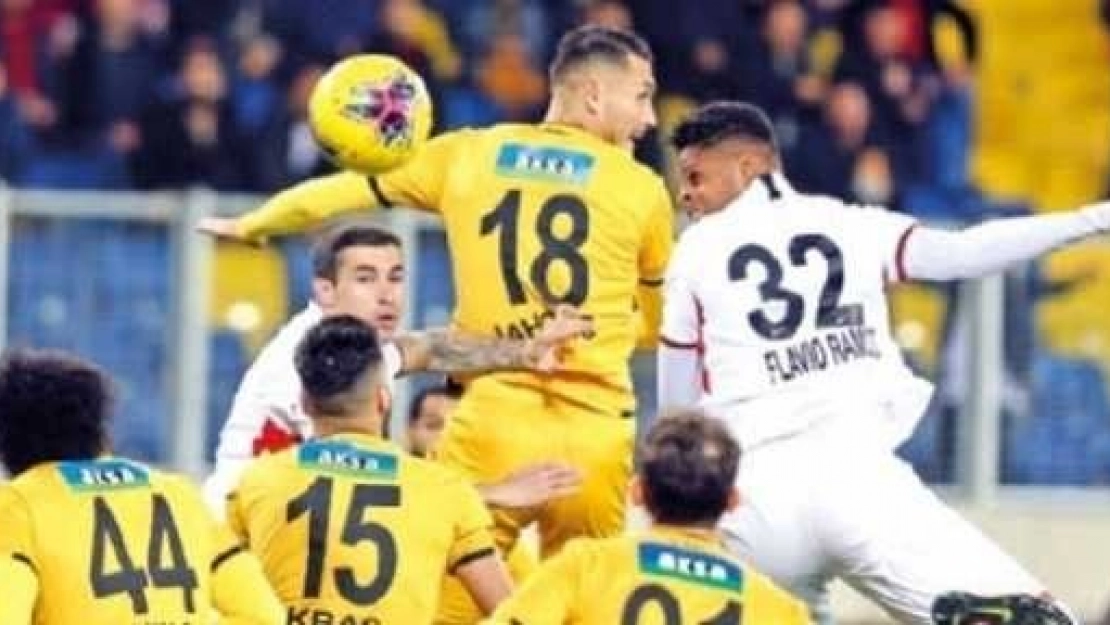 YMS'dan Yenilmezlik Serisi