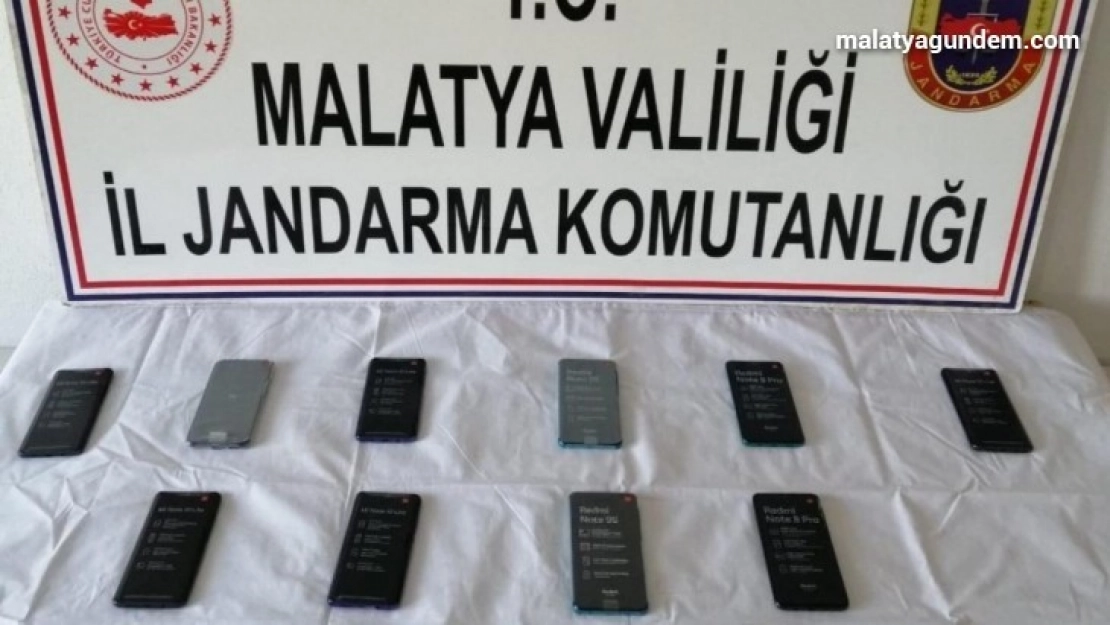 Yolcu otobüsüyle kaçakçılığa darbe