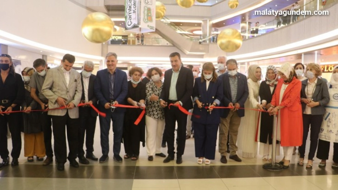 Yöresel lezzetler, Malatya Park AVM'de vatandaşlarla buluştu