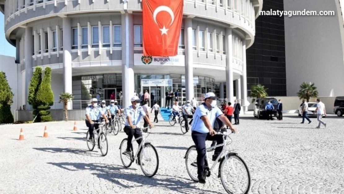 Zabıta ekipleri bisikletli denetim yaptı