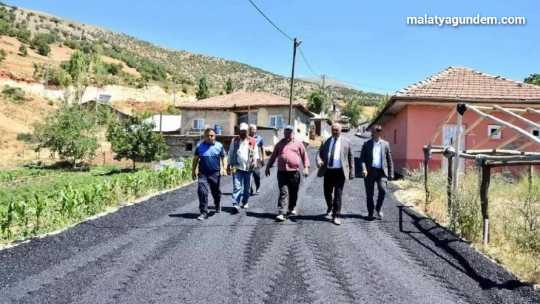 Zelyurt, asfalt çalışmalarını yerinde inceledi