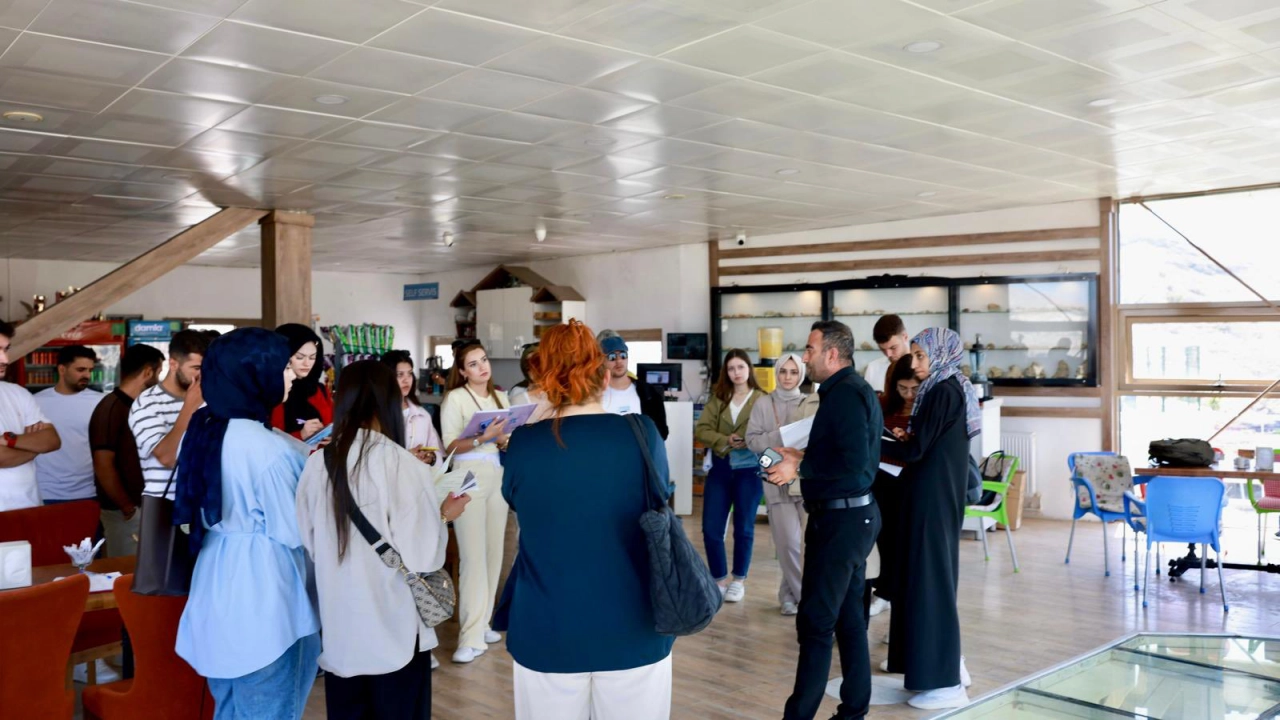 Akçadağ'da Büyük Değişim Ve Dönüşüm Süreci Tüm Hızıyla Devam Ediyor