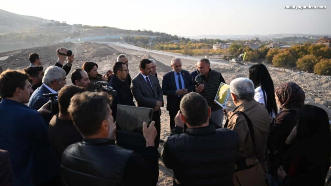 Başkan Taşkın : 'Battalgazi'nin her noktasında kalıcı eserler yükseliyor'
