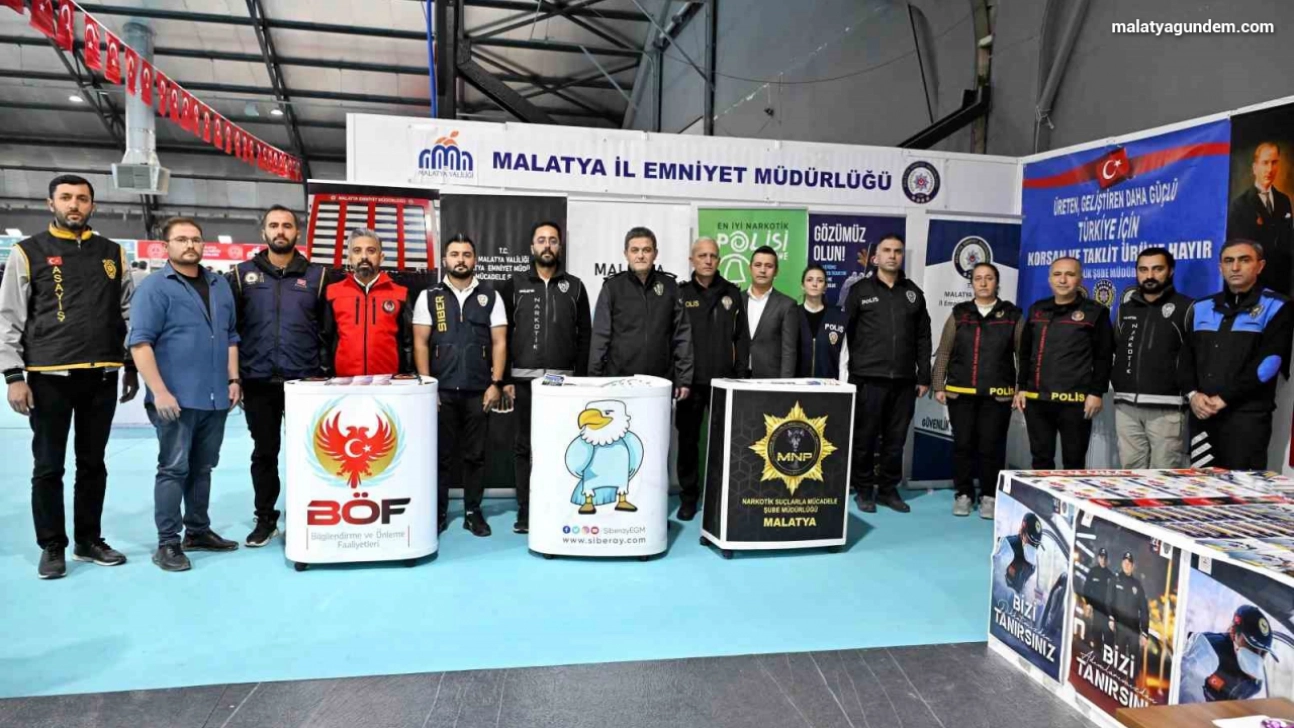 Malatya Kitap Fuarı'nda Emniyet'ten bilgilendirme standı