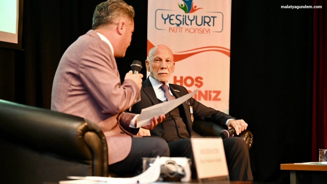 Yeşilyurt'ta Gaziler Haftası söyleşisi duygusal anlara sahne oldu