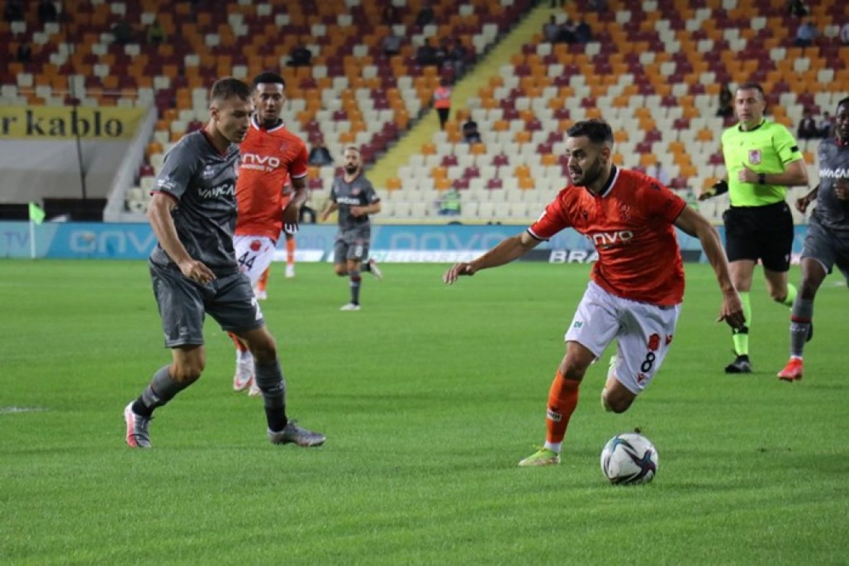 Fatih Karagümrük Karşılaşmasından Kareler