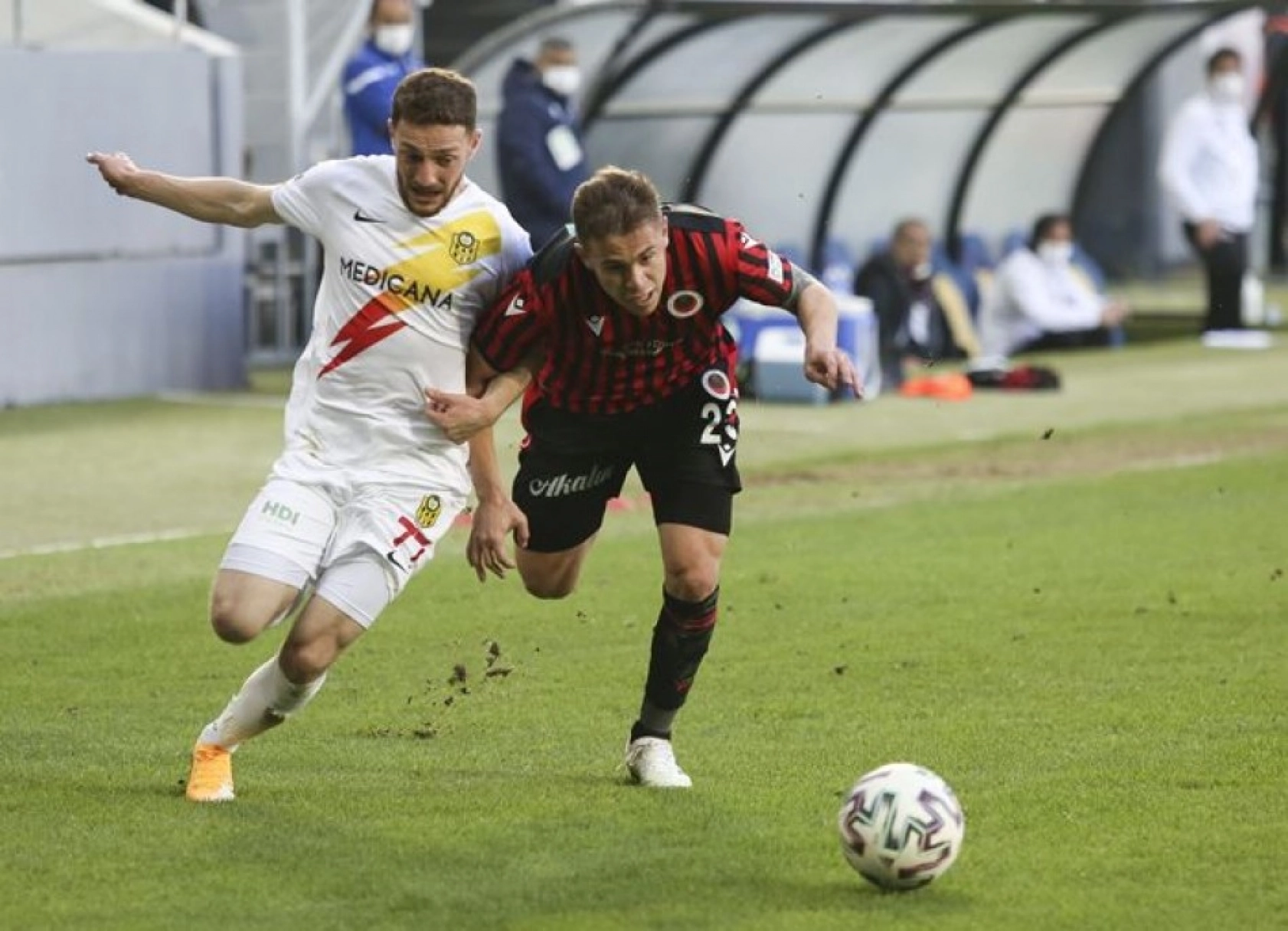 Gençlerbirliği Maçından Karaler