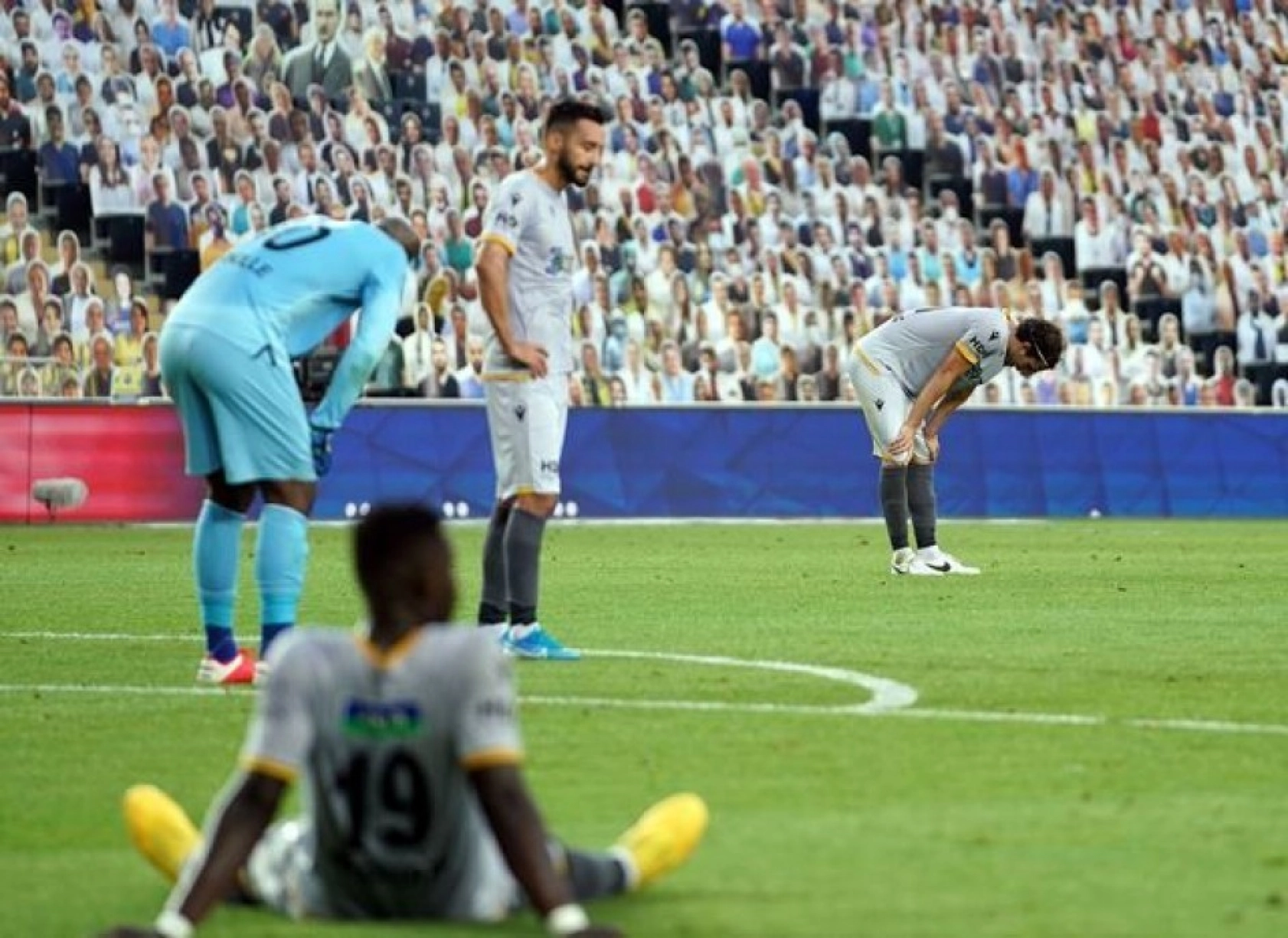 Fenerbahçe Karşılaşmasından Kareler