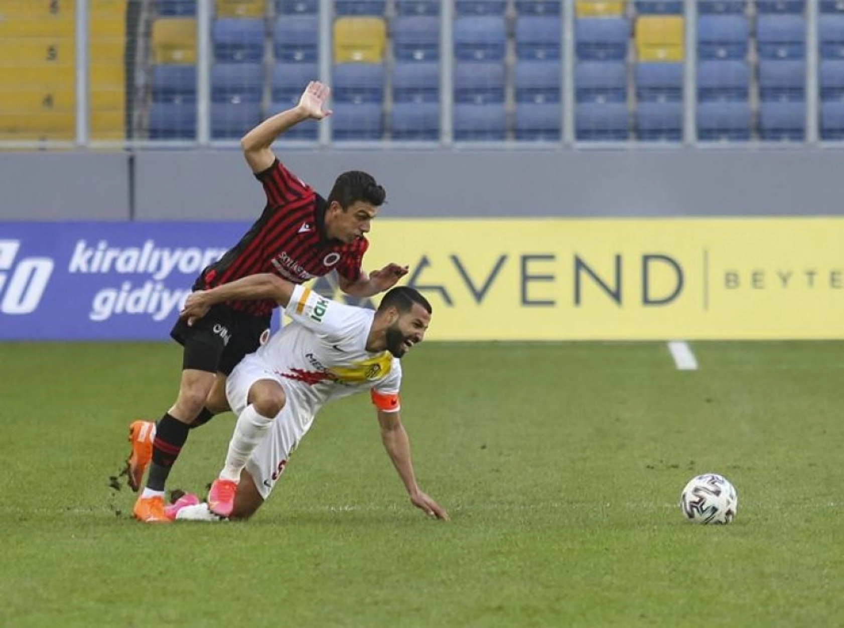 Gençlerbirliği Maçından Karaler