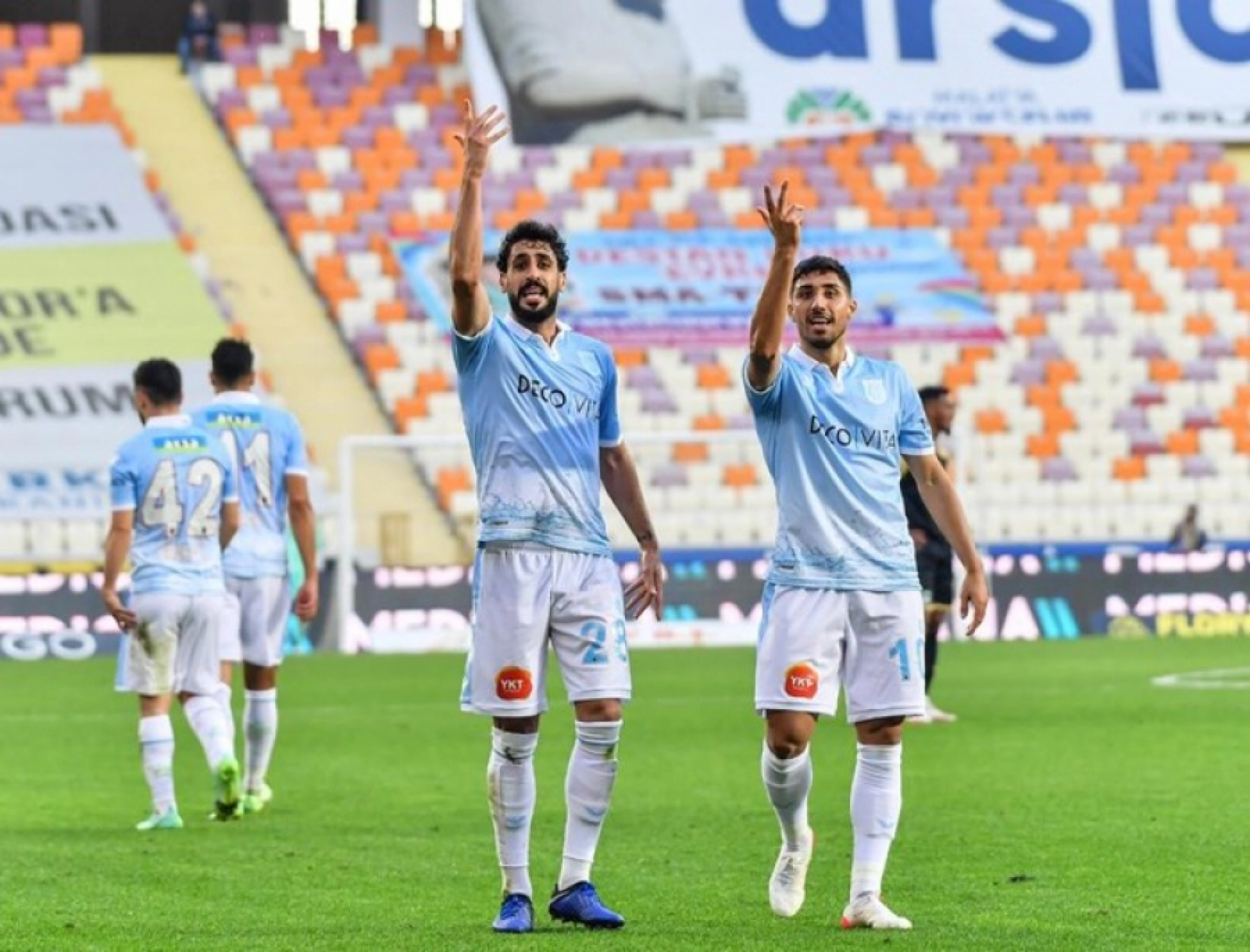 Medipol Başakşehir Maçından Kareler