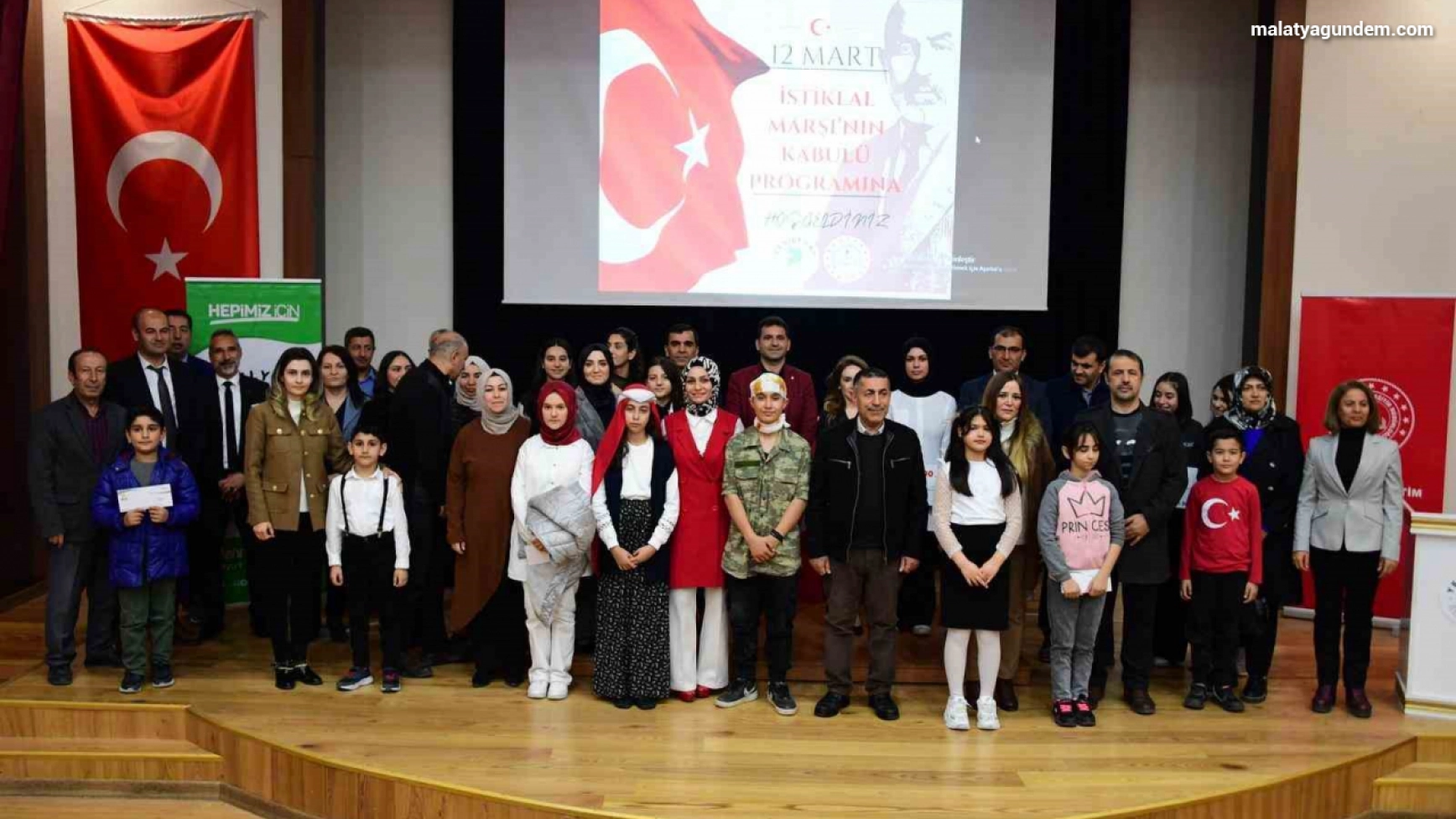 Yeşilyurt'ta İstiklal Marşı'nı güzel okuma yarışması düzenlendi