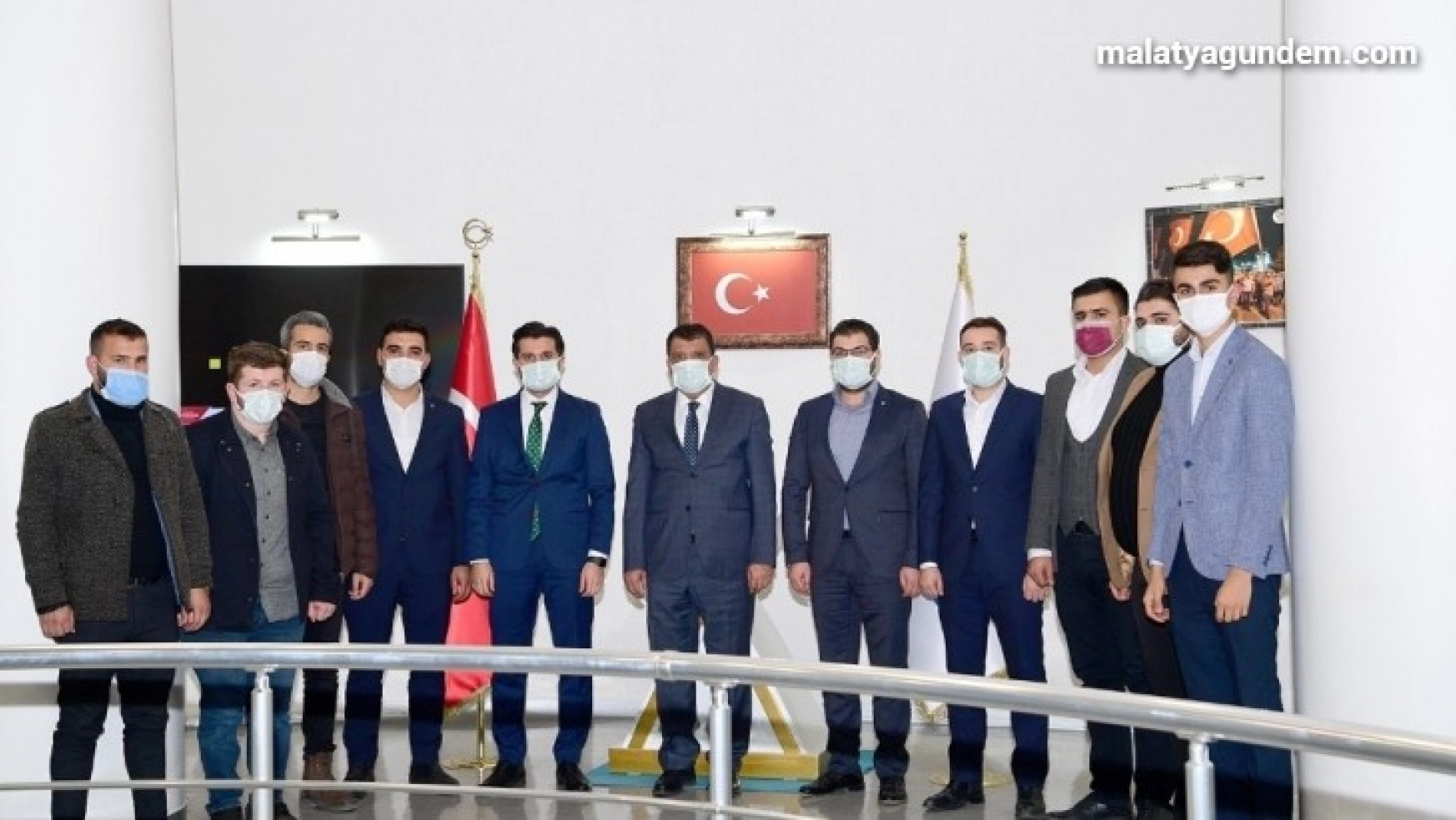 AK Partili gençlerden Başkan Gürkan'a ziyaret