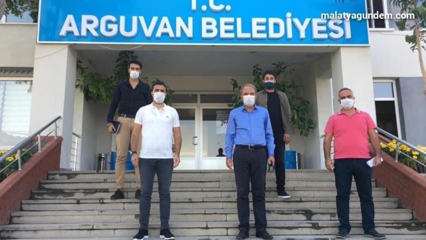 Arguvan Belediyespor Soner Bayram ile sözleşme imzaladı