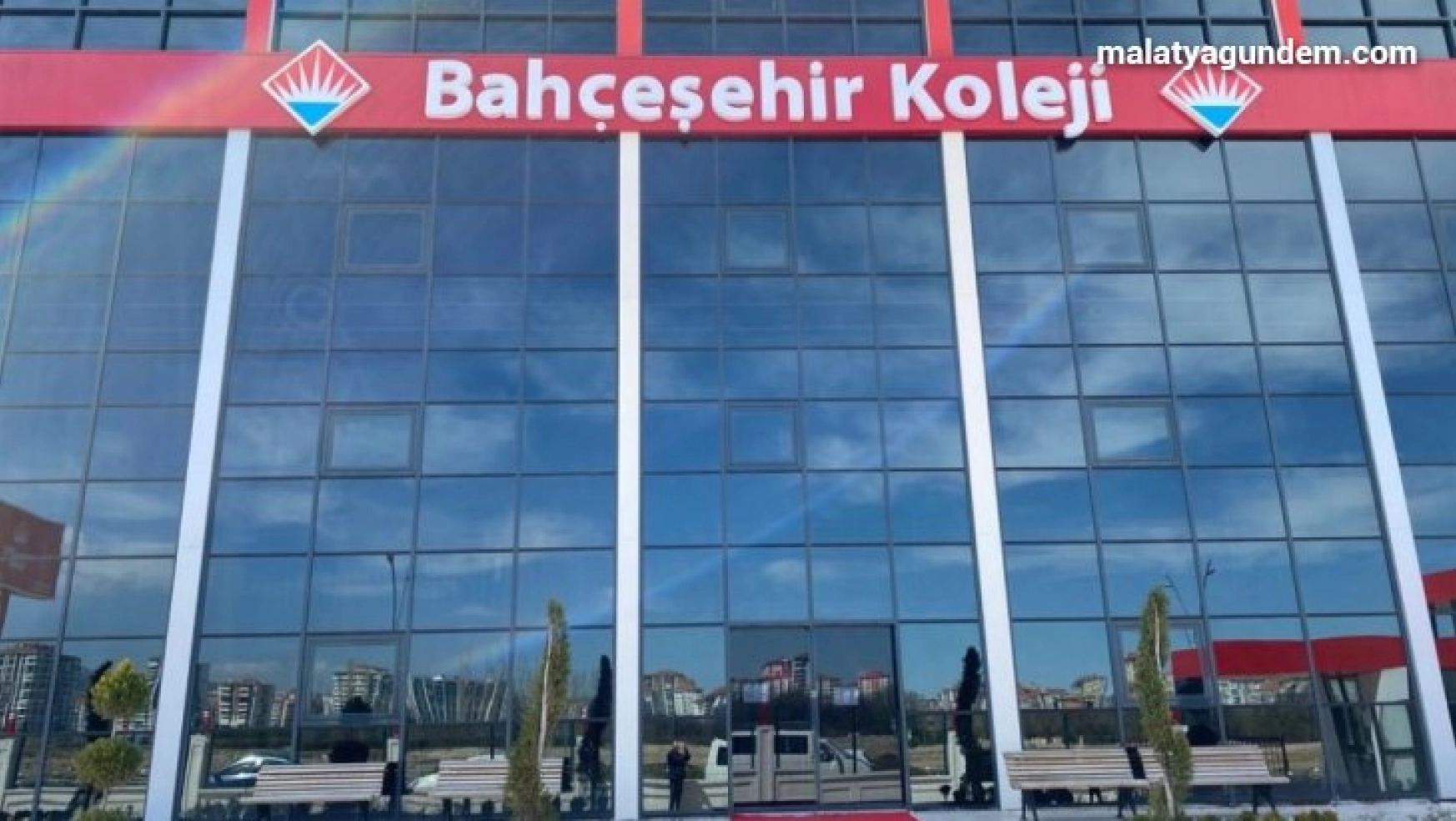 Bahçeşehir Koleji'nde uzaktan eğitim ile 100 bin öğrenci eğitim görüyor