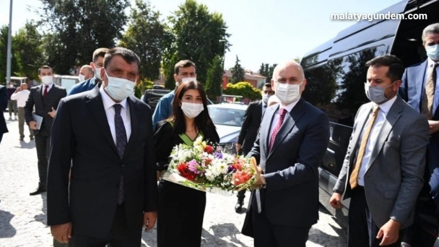 Bakan Karaismailoğlu, Malatya Büyükşehir Belediyesi'ni ziyaret etti