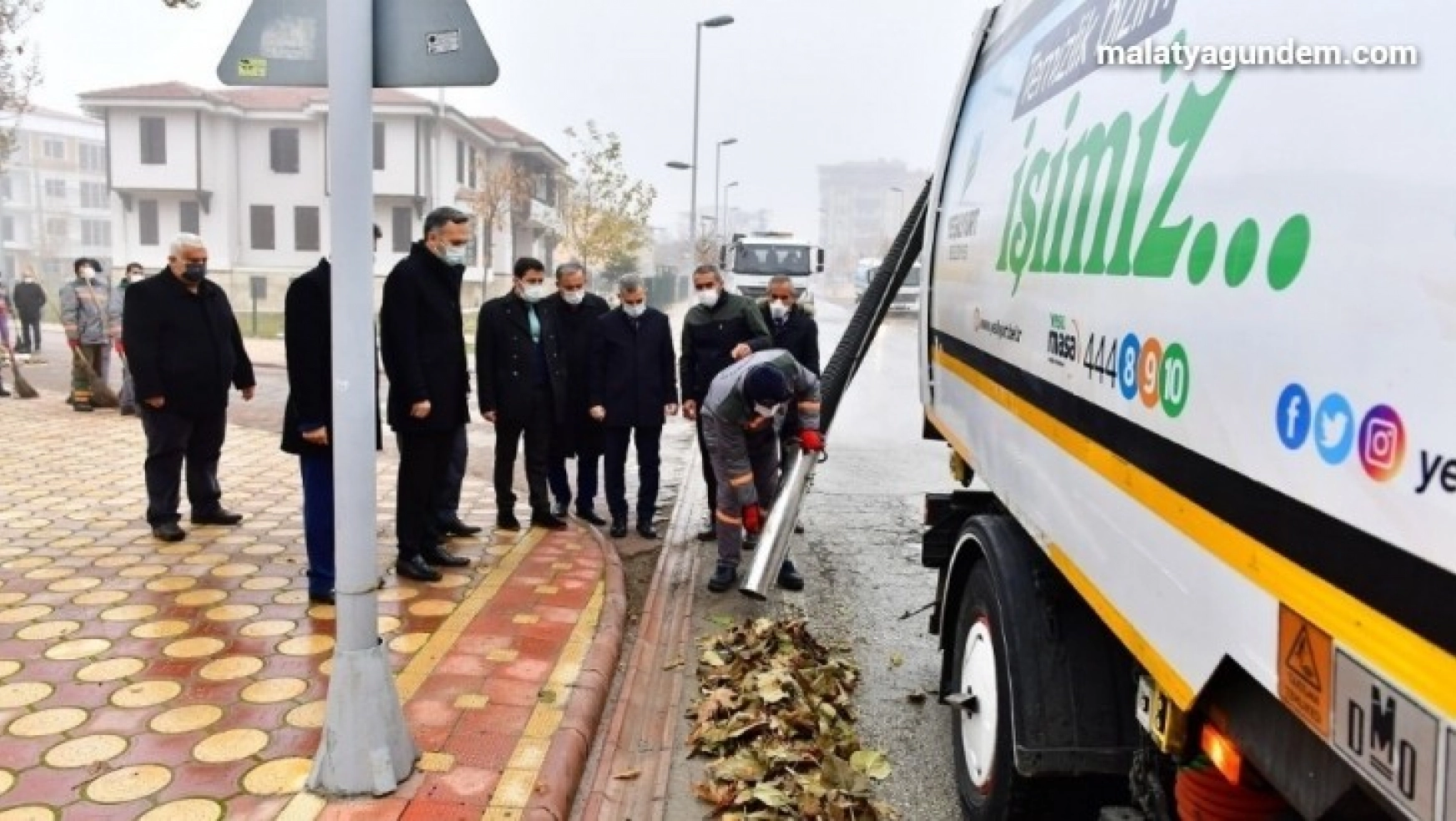 Başkan Çınar, Yeşiltepe'de temizlik hizmetlerini inceledi