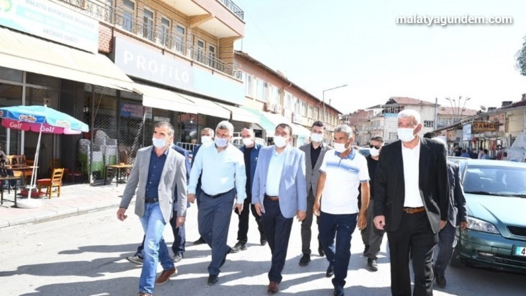 Başkan Gürkan, Akçadağ'da esnaf ve vatandaşlarla bir araya geldi