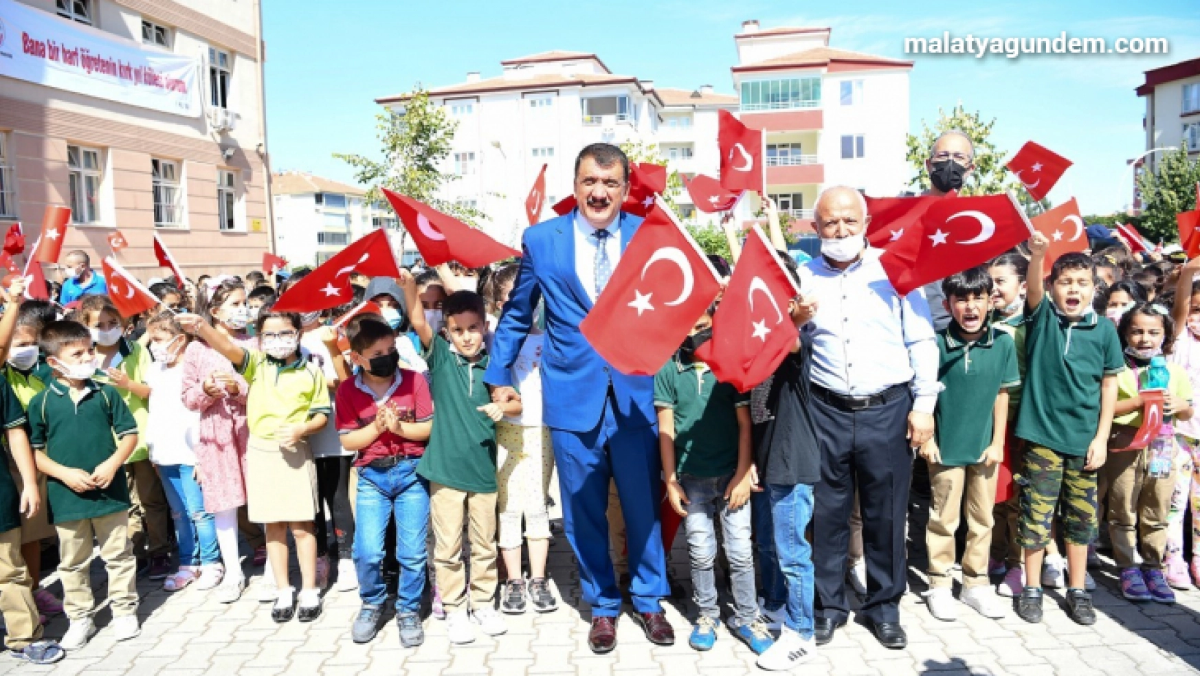 Başkan Gürkan'dan eğitimde yüksek standart vurgusu