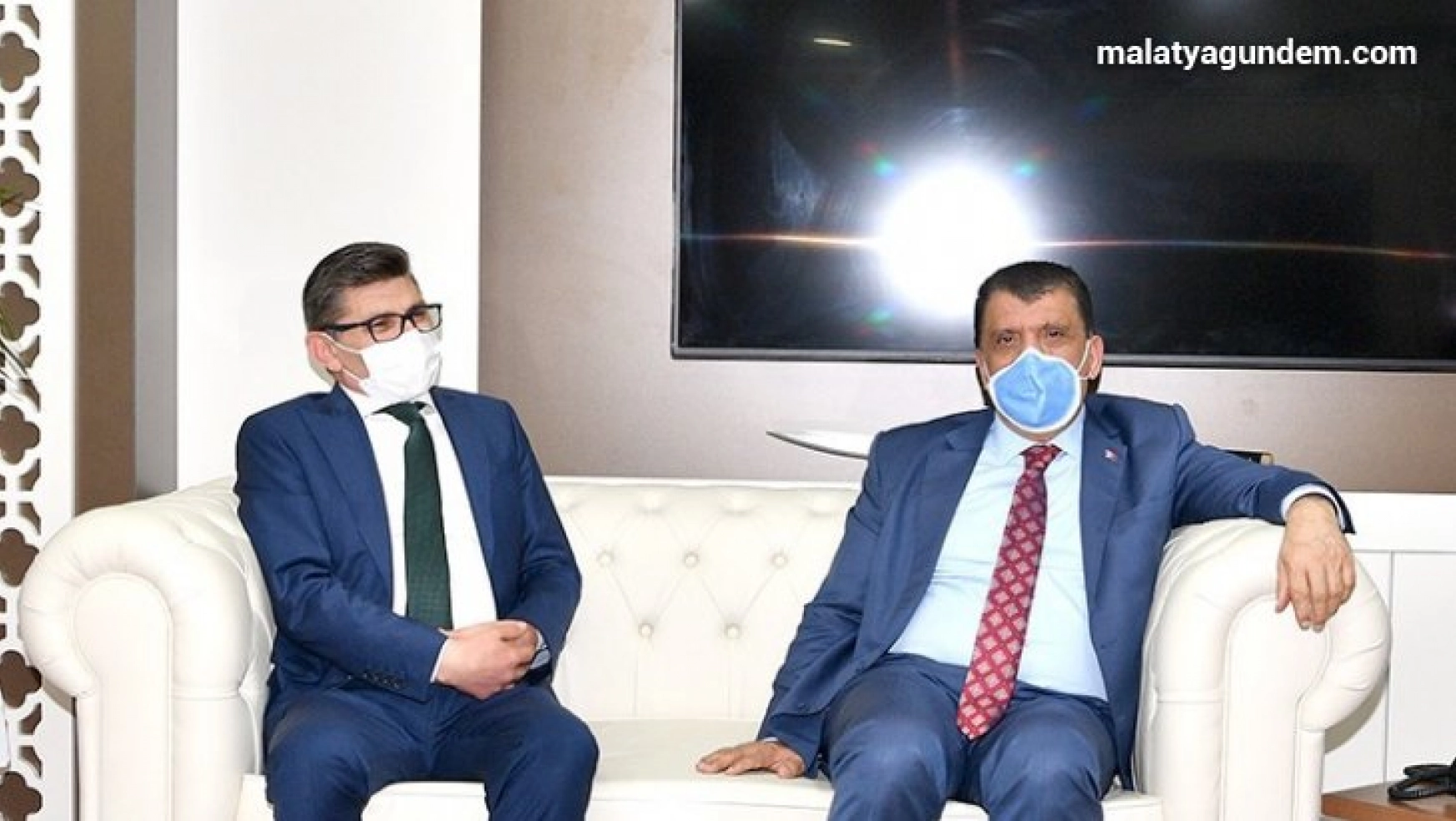 Başkan Gürkan'dan Müdür Dağdeviren'e ziyaret