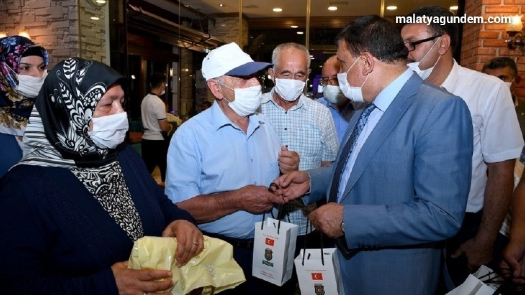 Başkan Gürkan, şehit ve gazi aileleriyle buluştu