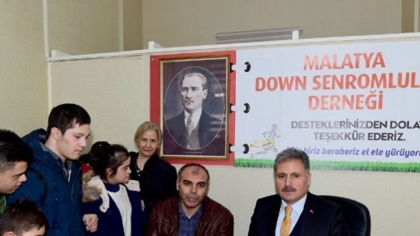 Başkan Çakır, Down Sendromlu Çocuklarla Buluştu