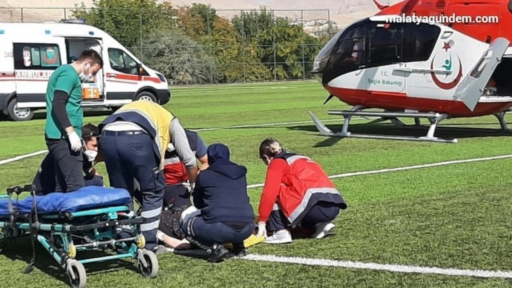 Yaralı kadının imdadına hava ambulansı
