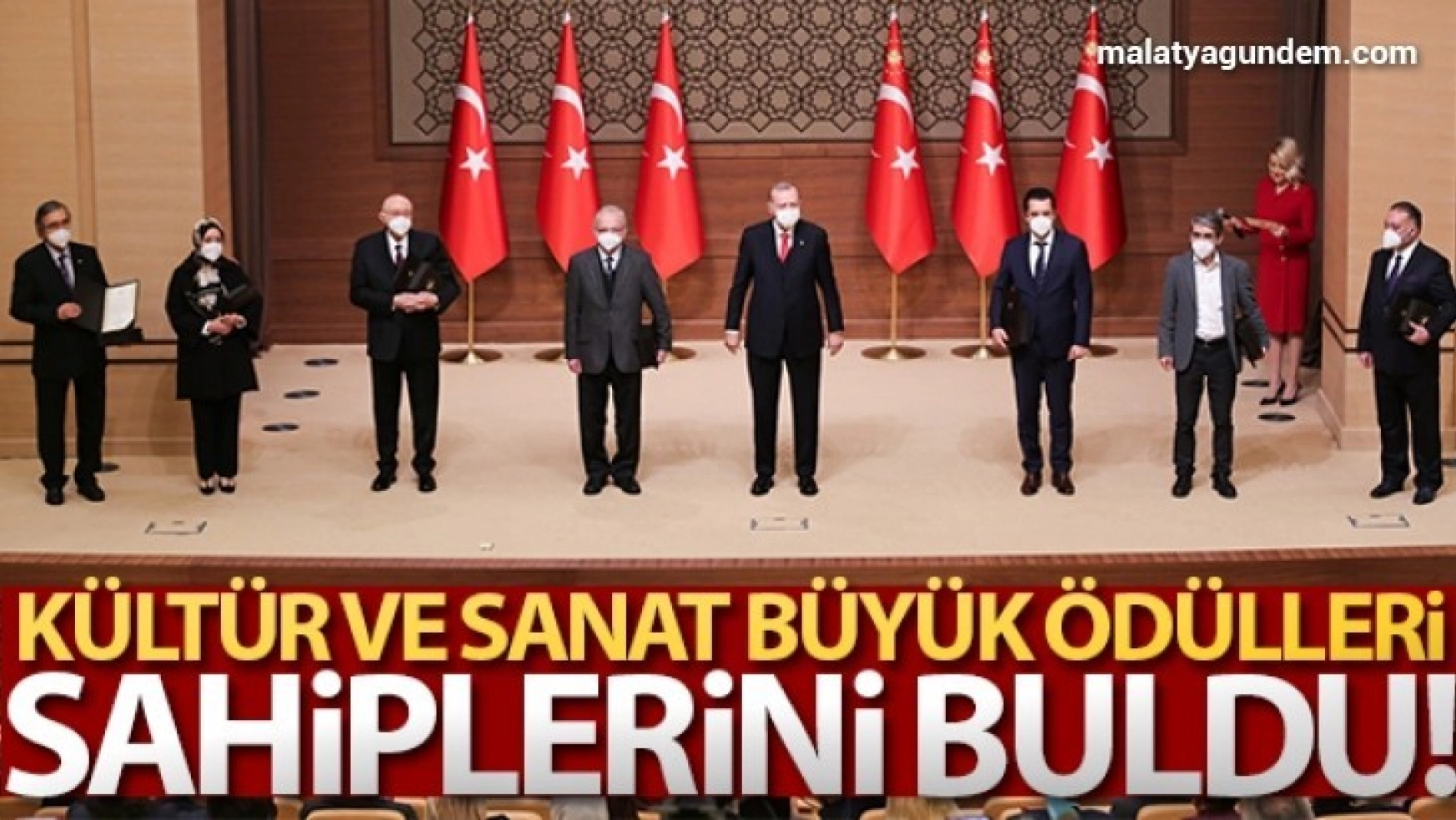 Cumhurbaşkanı Erdoğan, Kültür ve Sanat Büyük Ödülleri töreninde konuştu