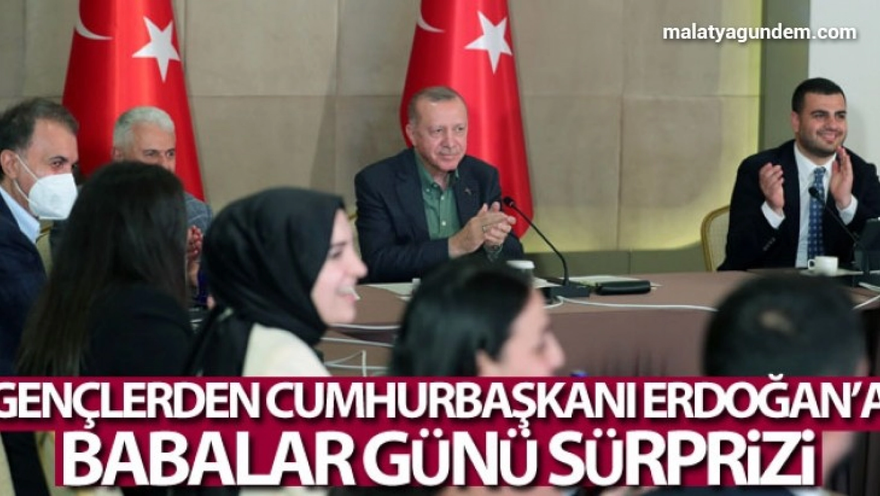 Gençlerden Cumhurbaşkanı Erdoğan'a Babalar Günü sürprizi