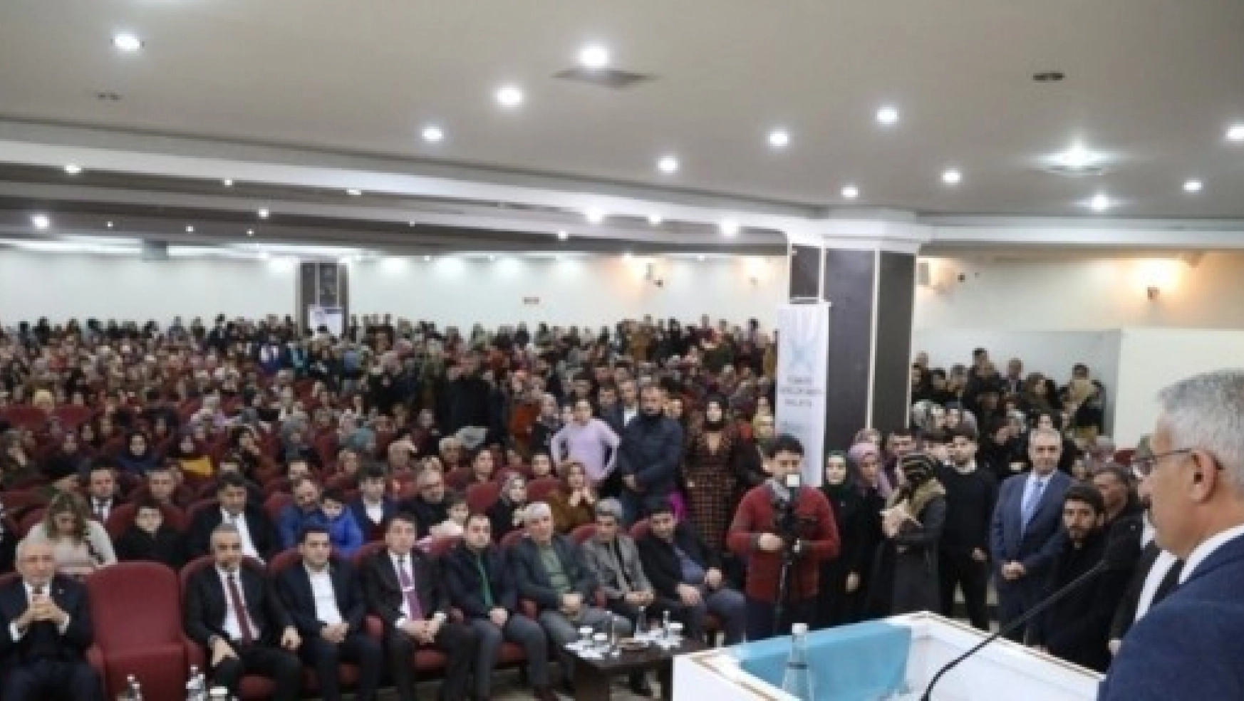 'Hikayelerle Anadolu İrfanı' Konferansı İlgi Gördü