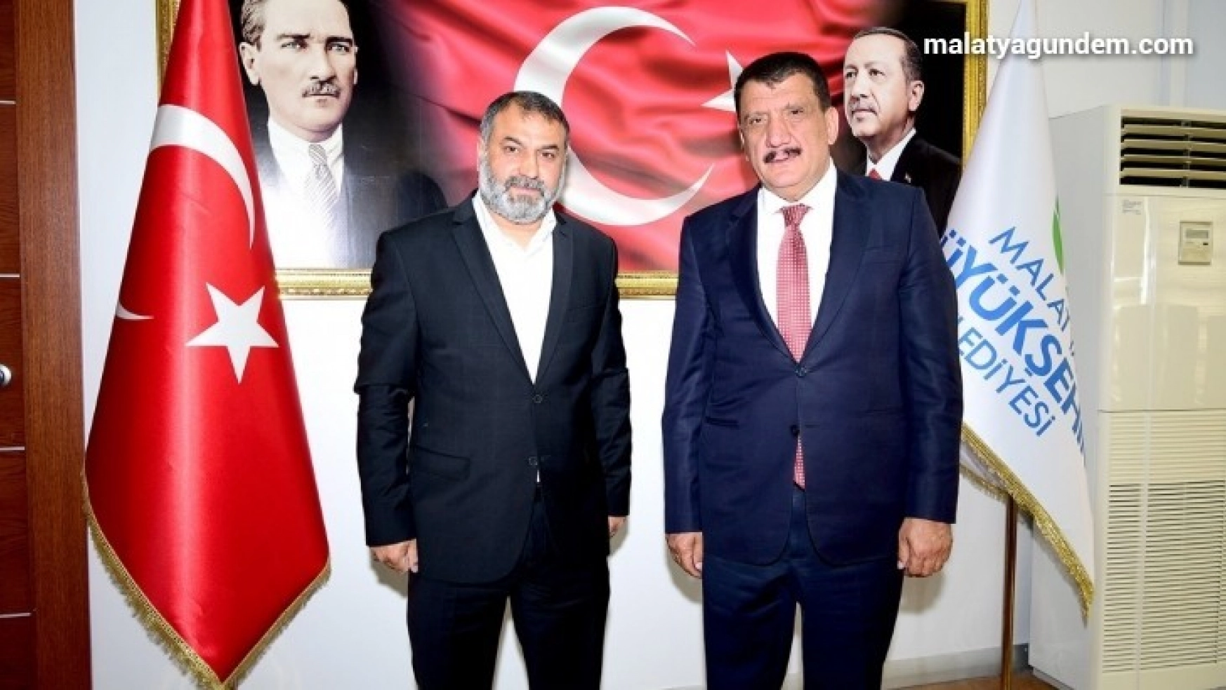 Kaynarca muhtarından Başkan Gürkan'a teşekkür ziyareti