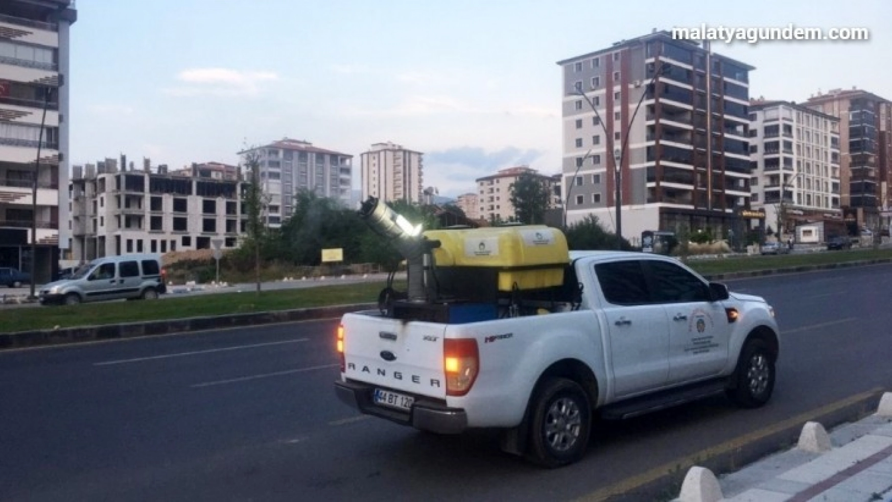 Malatya Büyükşehir Belediyesi, haşerelerle mücadeleyi yoğunlaştırdı